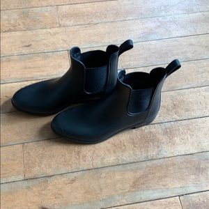 Merona (Target) Black Chelsea Rain Boots Size 7